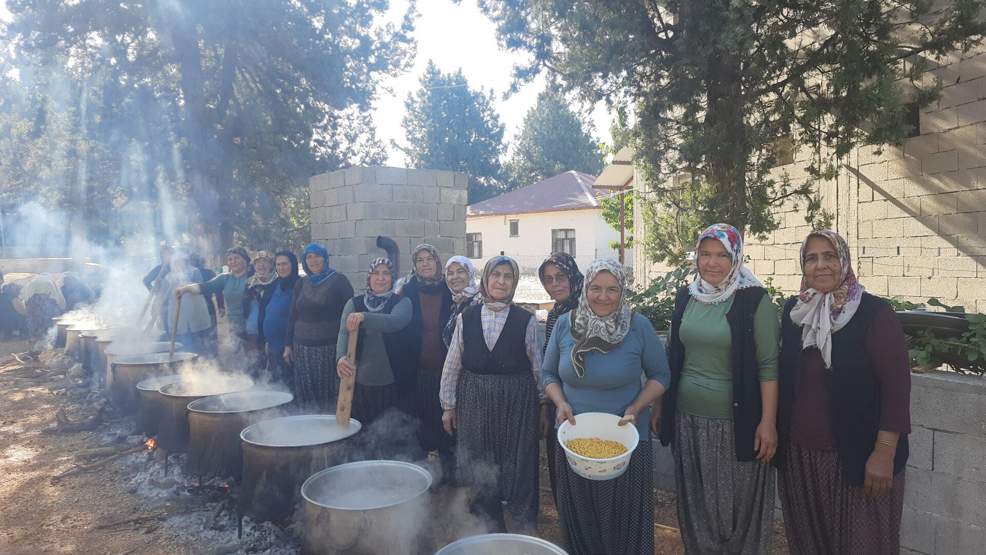 Boynuinceli 5.Aşure Etkinliği ,ERdemli Güzeloluk Mah.Çadırkent